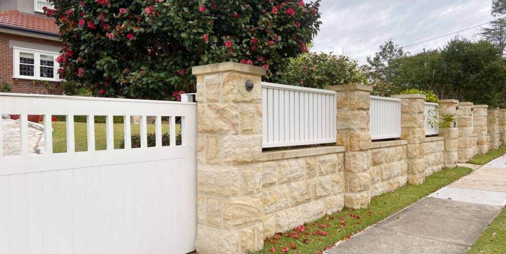 sandstone-front-fence-driveway-gate-gordon